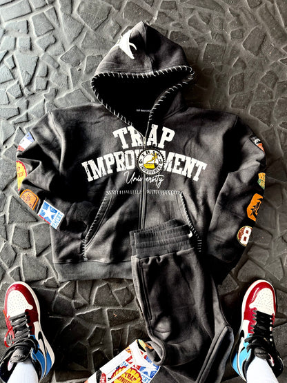 Trappers University Set – Black Asphalt